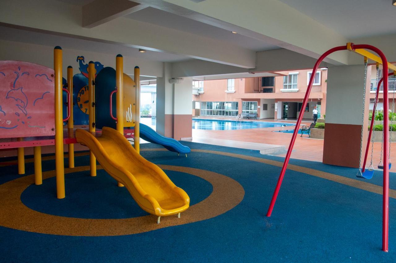 Five H Family Service Apartment سيري كيمبانغان المظهر الخارجي الصورة